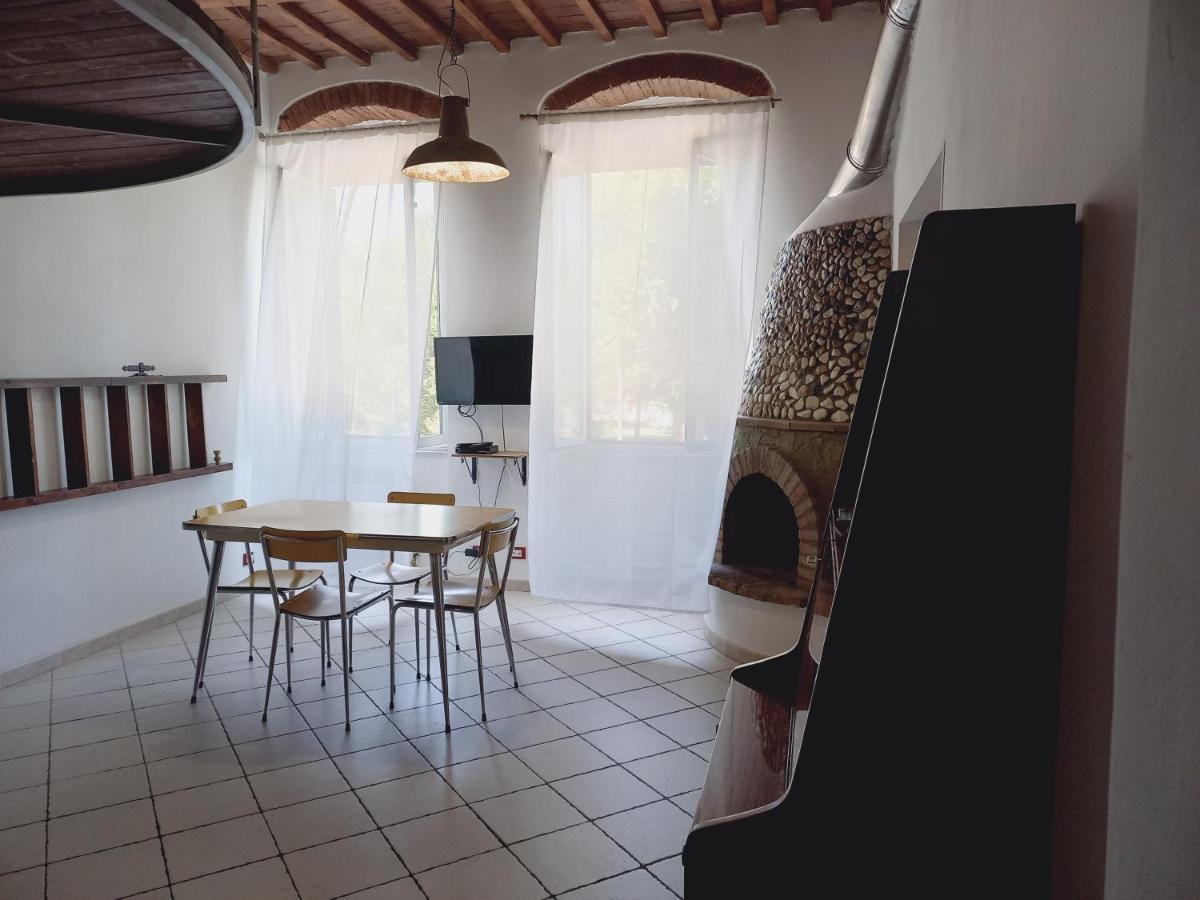 Casina Del Porto Villa ลีวอร์โน ภายนอก รูปภาพ