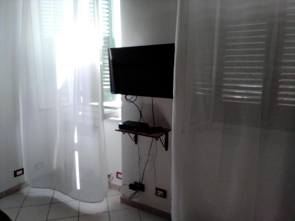 Casina Del Porto Villa ลีวอร์โน ภายนอก รูปภาพ