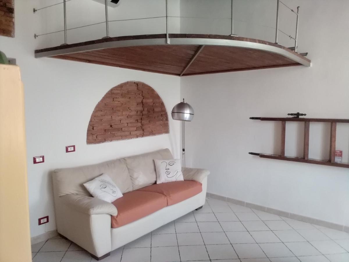 Casina Del Porto Villa ลีวอร์โน ภายนอก รูปภาพ