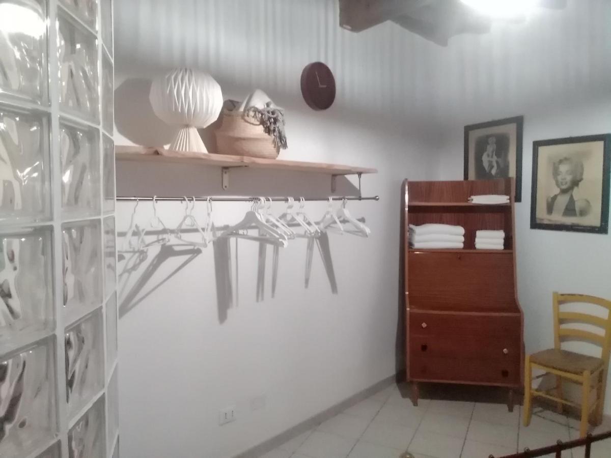 Casina Del Porto Villa ลีวอร์โน ภายนอก รูปภาพ