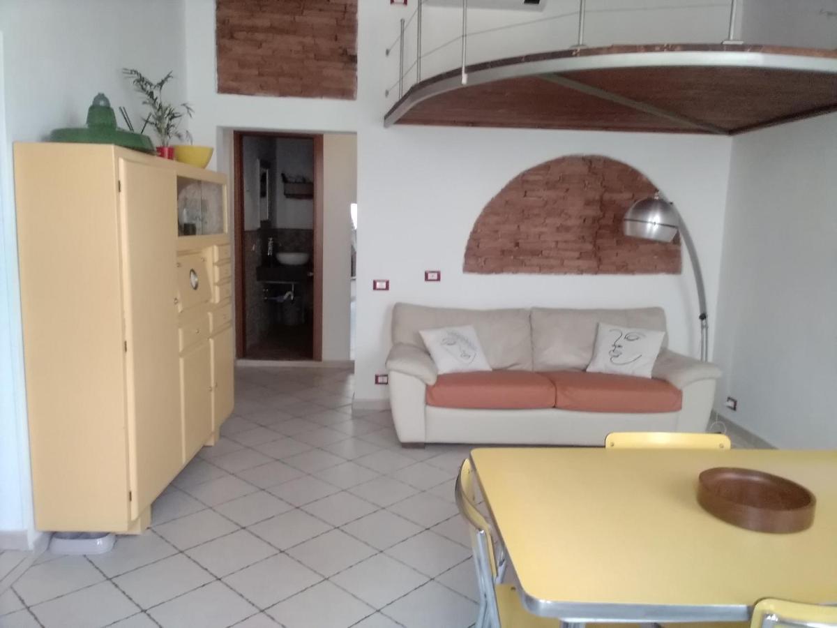 Casina Del Porto Villa ลีวอร์โน ภายนอก รูปภาพ